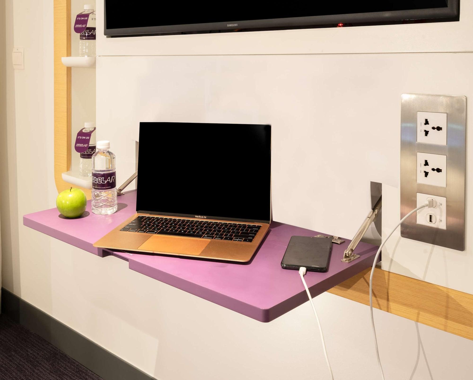 Yotelair Changi Airport Landside Khách sạn